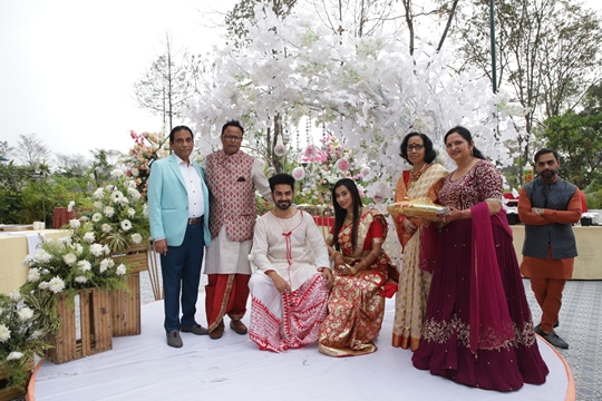TV actor Paras Madaan  and Soumita Das who heads a production house got engaged on March 7th in a lavish ceremony in Siliguri