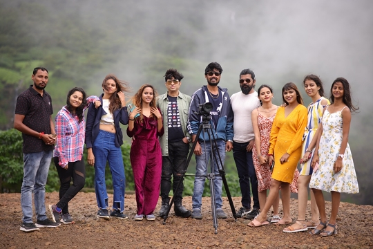 BABY DE EK CHANCE Starring Producer & Actor Shantanu Bhamare And Abhilasha Suryawanshi Shooting Completed At Alibag Beach