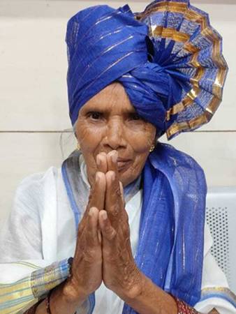 संघमित्रा गायकवाड जी की मातोश्री के पुण्यानुमोदन कार्यक्रम में शामिल होकर श्रद्धांजलि अर्पित करें