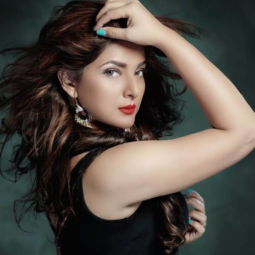 Actress Smriti Sinha’s Latest Photos Are Increasing The Heat In Winter Season