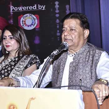 SDP( Saraswati Bai Dadasaheb Phalke )Iconic International Women Award Organised By Innovative Artist Welfare Association ( IAWA) Organised  On 20th March 2024