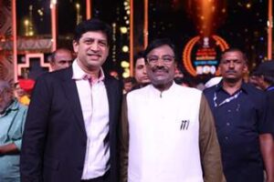 Lata Mangeshkar Award Bestowed On Anuradha Paudwal; Master Of Multiple Voices, Sudesh Bhosle Honored For His Singing At Maharashtra State Marathi Film Awards