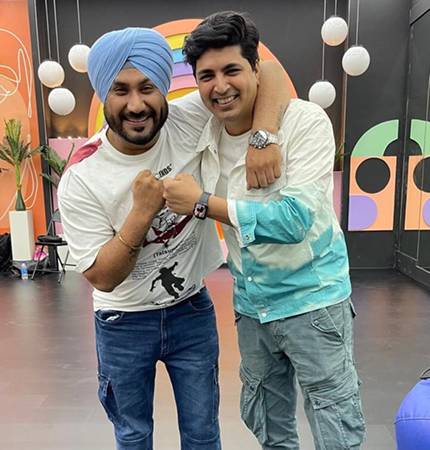 Deepp Osaan’s  SHUKAR GUZAAR  Breaks Records With 77 Lakh Views In Just 14 Days