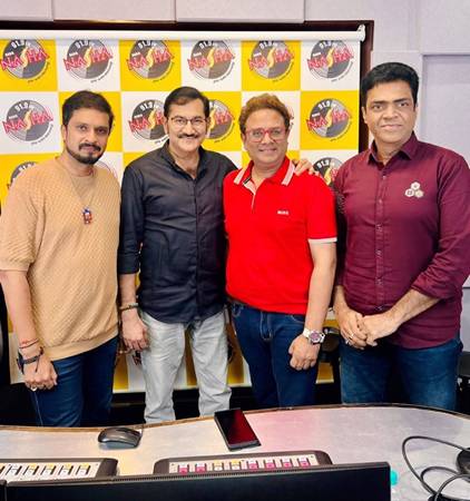 Maha नायक Maha गायक Kishore Sings For Amitabh : A Mega Musical Show Will Be Held In Mumbai On 4th Oct. Under The Direction Of International Live Show Organizer Anil Bohra